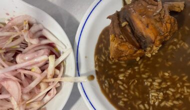 12 chefs portugueses revelam as suas tascas favoritas para petiscar