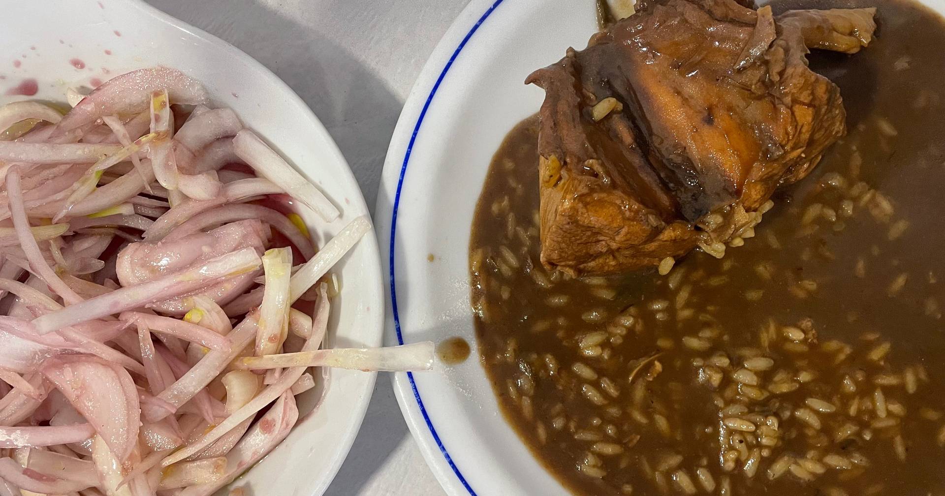 12 chefs portugueses revelam as suas tascas favoritas para petiscar