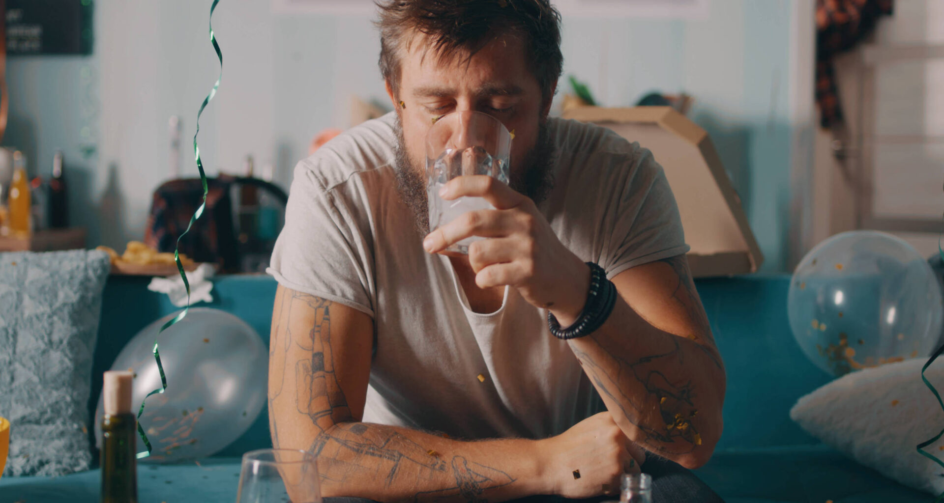 Saiba evitar gatilhos para enxaqueca no fim de ano - 21/12/2025 - Saúde