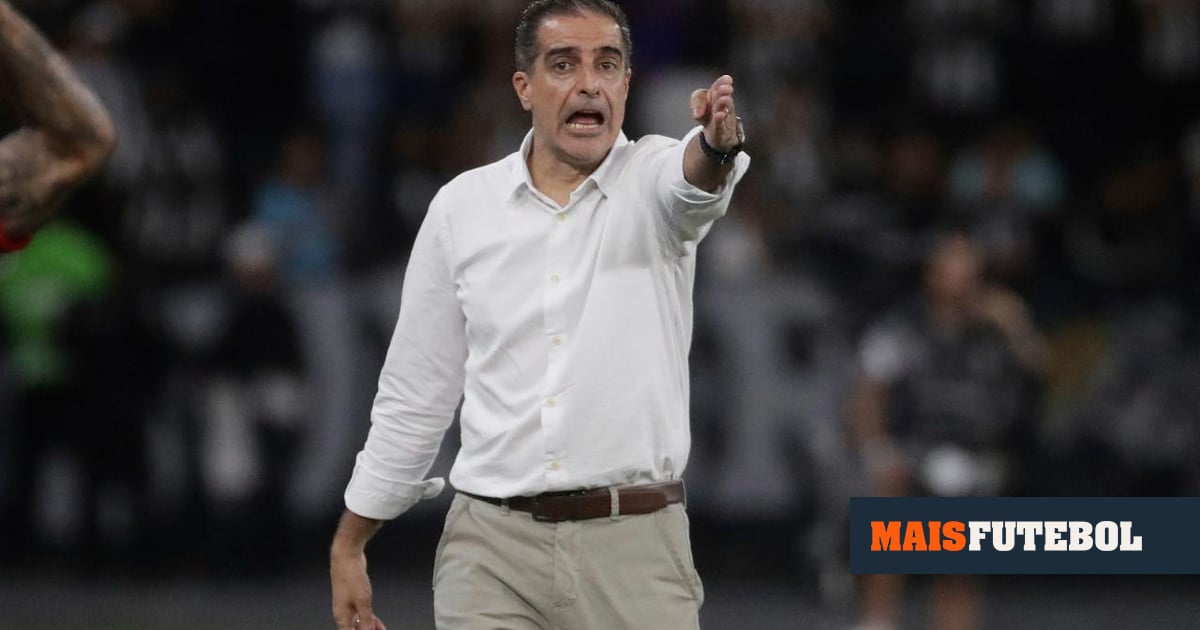 Renato Paiva denuncia roubo: «Segurança zero, voo a preço de ouro»