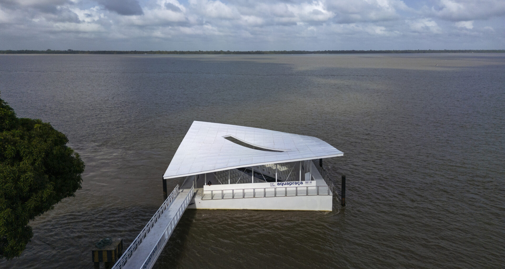 Praça Flutuante AquaPraça / Carlo Ratti Associati + Höweler + Yoon Architecture