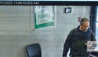 "Este indivíduo hediondo nunca deveria ter tido permissão para entrar no nosso país". Trump suspende programa de vistos usado por Cláudio Valente