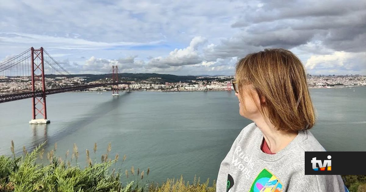 «Veio iluminar as nossas vidas»: Atriz famosa foi mãe pela primeira vez aos 47 anos - Novelas