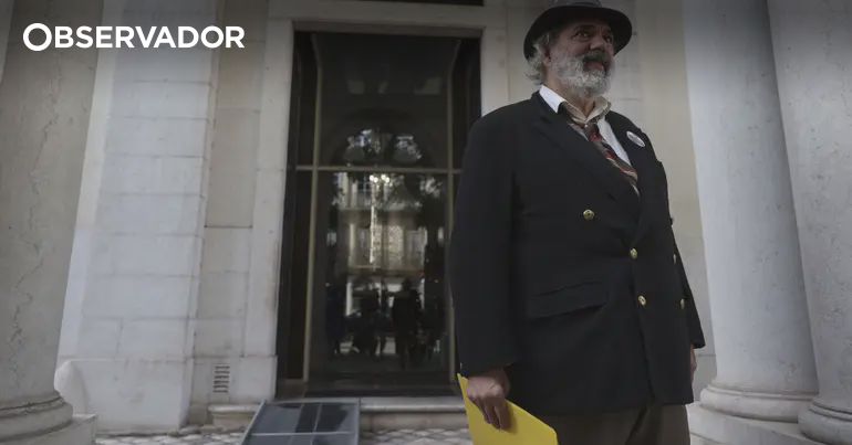 Manuel João Vieira entre as 11 candidaturas admitidas – Observador
