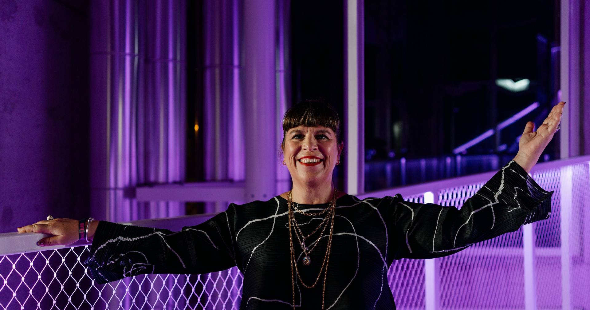 Joana Vasconcelos cria obra de arte para rótulo de um dos vinhos mais caros do mundo