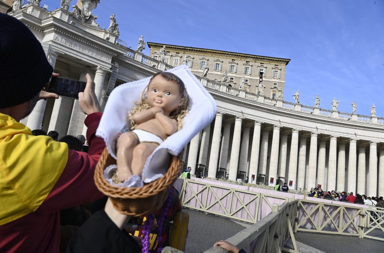 "Que todas as crianças vivam em paz!": a oração de Leão XIV