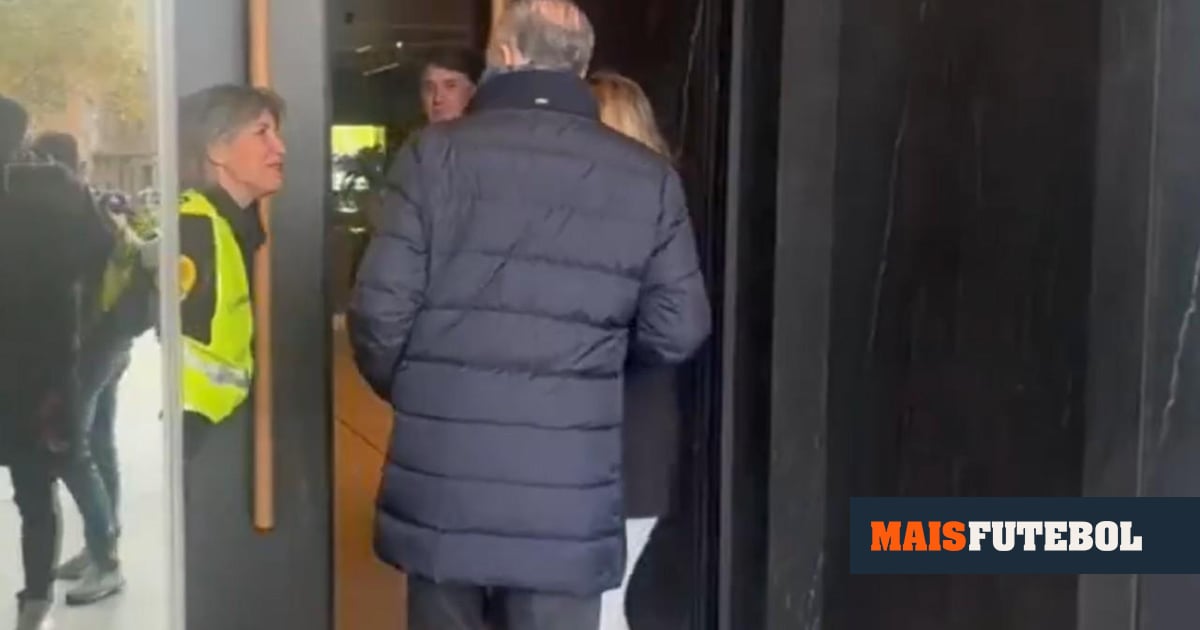 VÍDEO: não reconhece dono do Villarreal e pergunta se tem reserva no próprio estádio