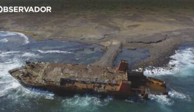 Aldeia cabo-verdiana convive com navio naufragado – Observador