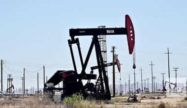 Venezuela envia petróleo para EUA enquanto Washington persegue terceiro petroleiro