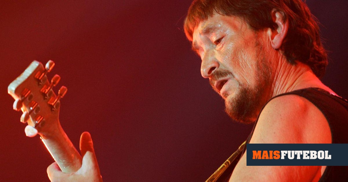 Morreu Chris Rea, autor de «Driving Home for Christmas», aos 74 anos