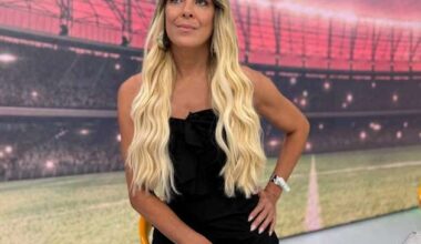 Renata Fan se emociona ao falar da morte do pai - Zoeira