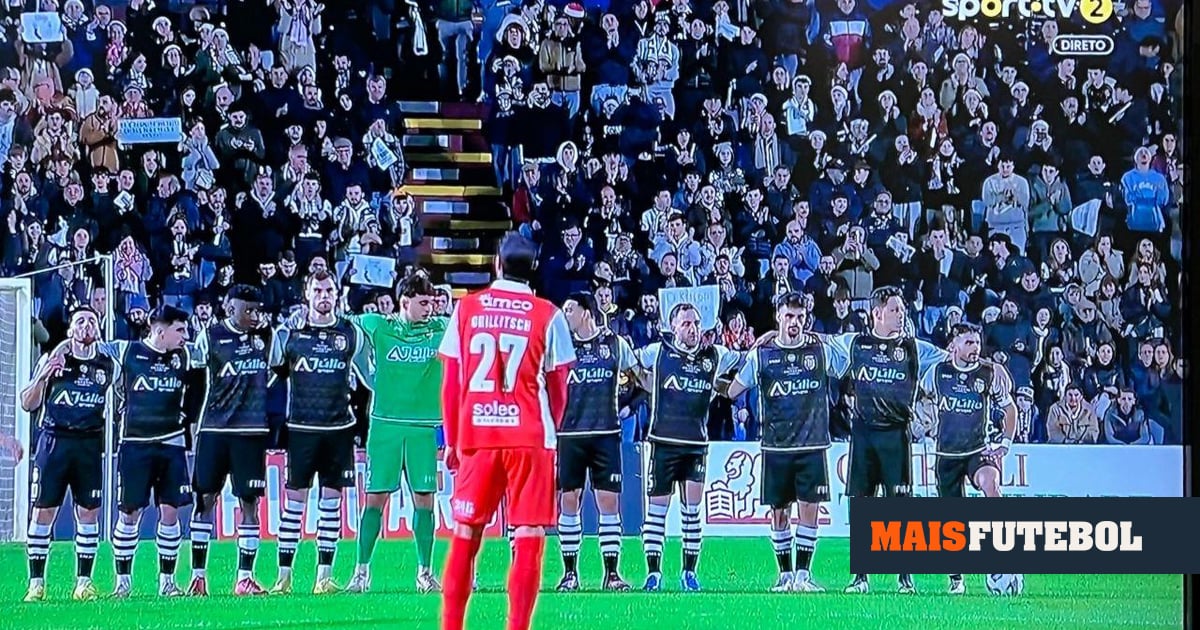 VÍDEO: sob protesto, não se jogou no primeiro minuto do Caldas-Sp. Braga