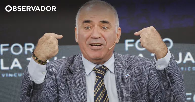 Justiça russa condena à revelia xadrezista Kasparov a prisão – Observador