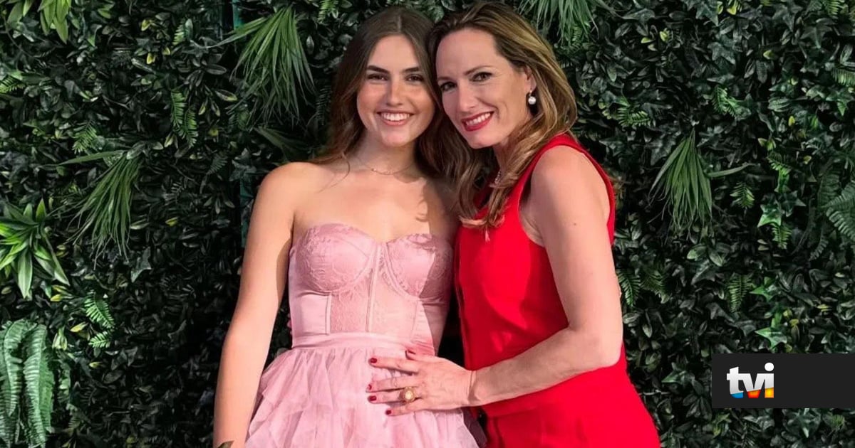Laura Ramos, filha de Fernanda Serrano, namora com um jogador de futebol - Novelas