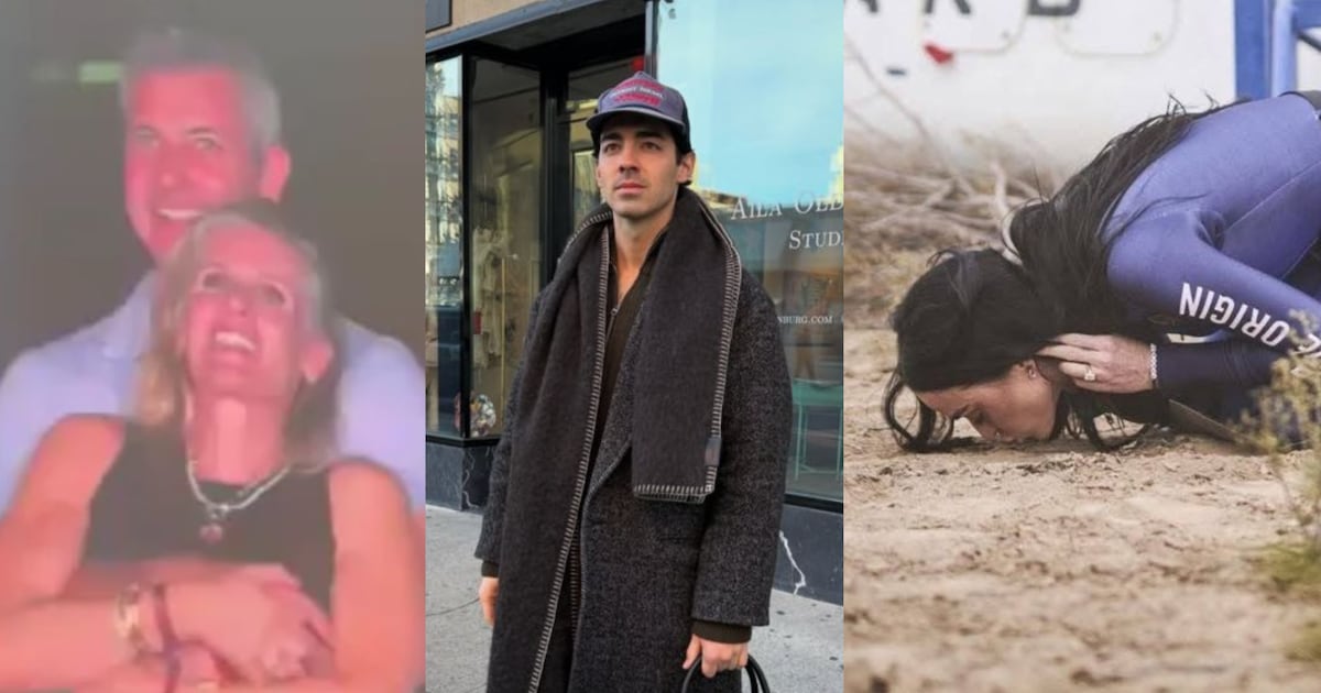 Câmera do beijo do Coldplay e Joe Jonas fazendo baliza; revista elege os melhores virais de 2025 – R7 Entretenimento