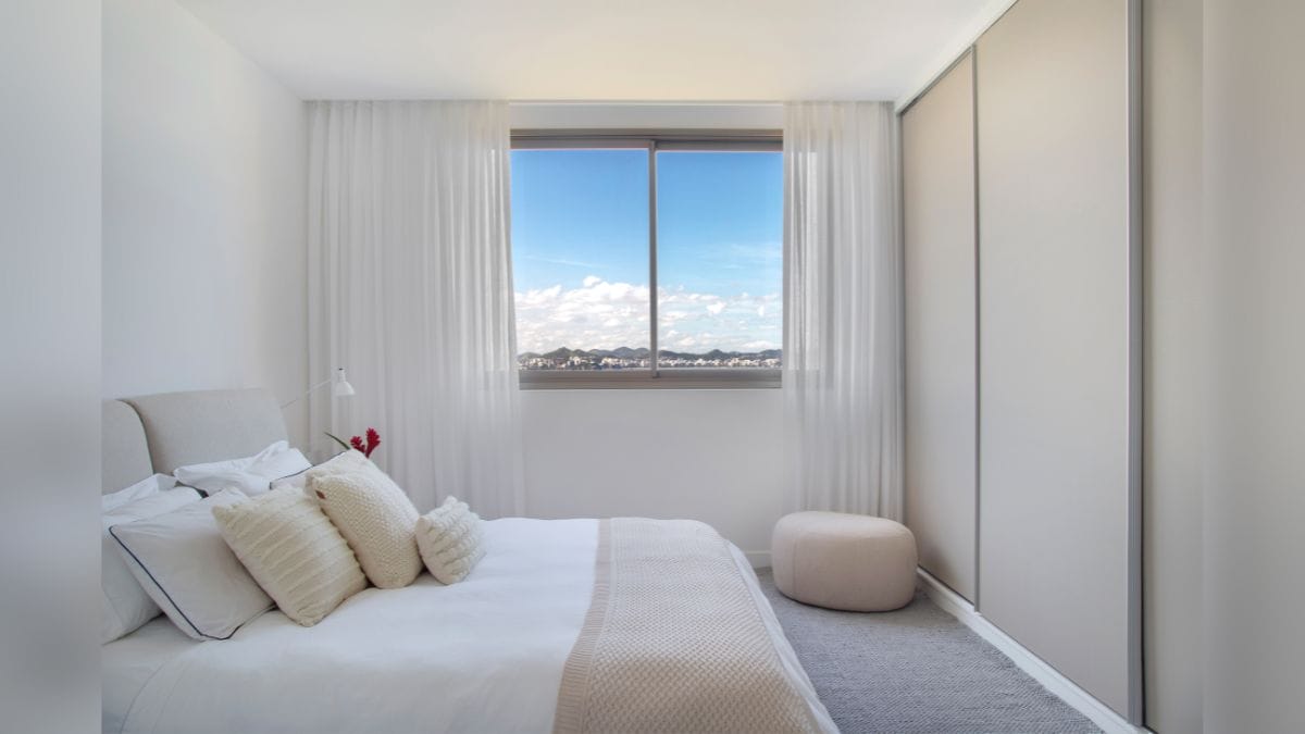 como é a casa de clara moneke a leo de dona de mim