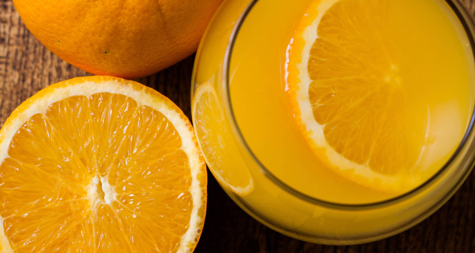 Suco de laranja faz bem para o coração, diz estudo - 29/12/2025 - Equilíbrio