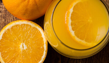 Suco de laranja faz bem para o coração, diz estudo - 29/12/2025 - Equilíbrio