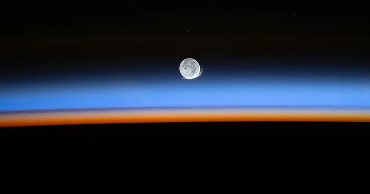 astronauta captura fenômeno que forma um arco de luz na Lua – Noticias R7