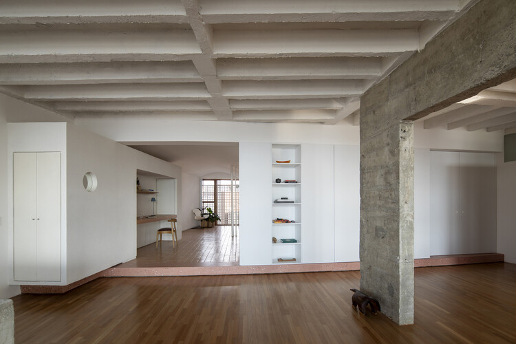 A beleza de 9 apartamentos em edifícios projetados por Oscar Niemeyer - Imagem 9 de 10