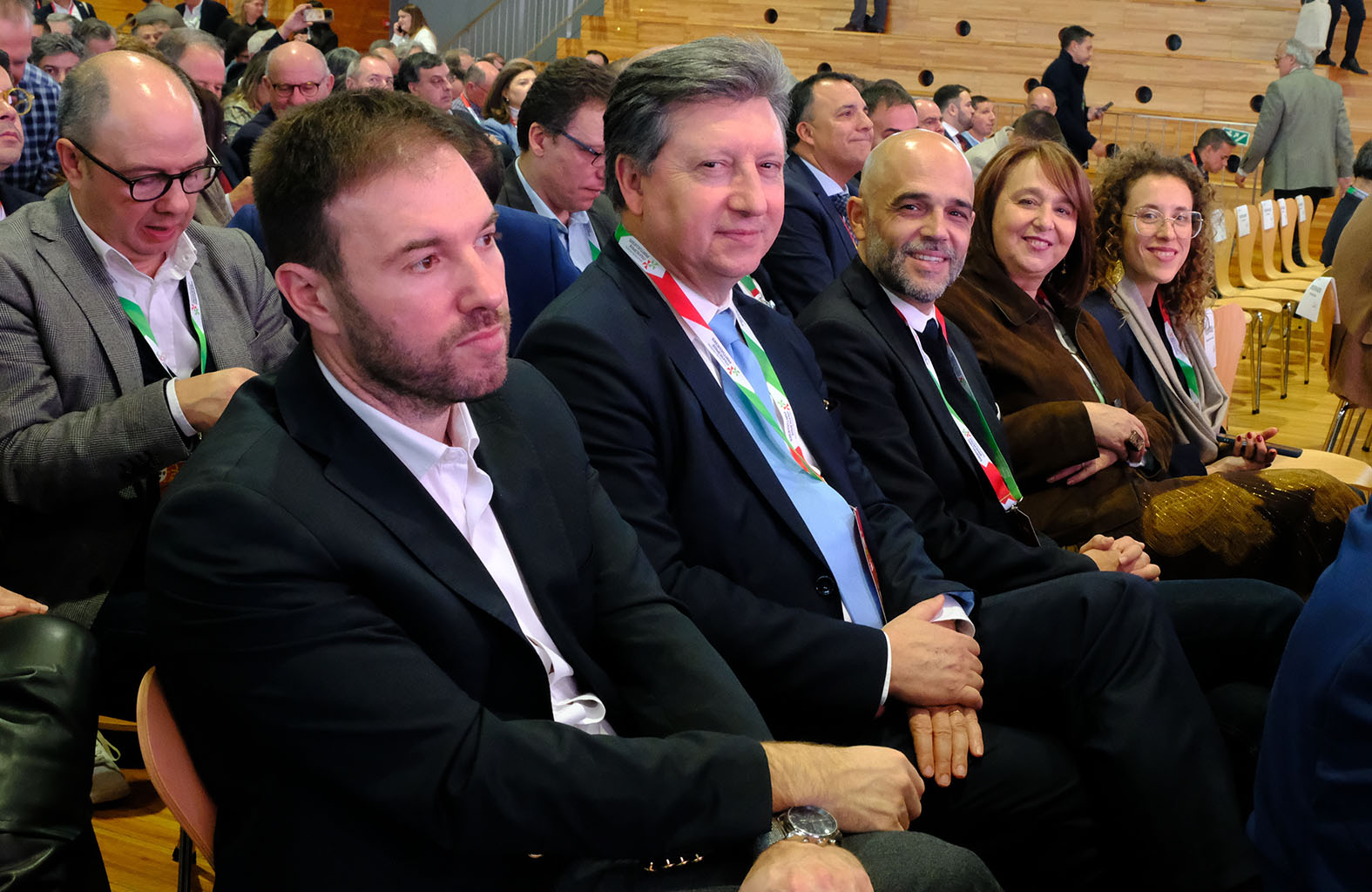 'apagão' na iluminação de natal em viana que até carlos moedas queria ver