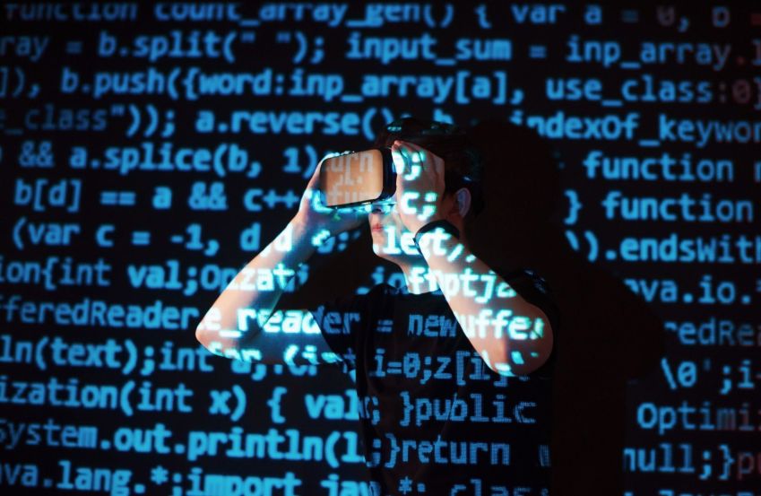 O problema da exposição aos algoritmos não são as informações perdidas, mas o fato de os usuários não perceberem essas perdas • standret/Freepik