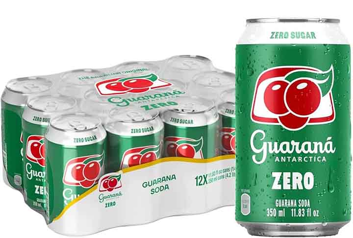 Além disso, o consumo frequente está associado a impactos como aumento do apetite, alterações metabólicas e desconfortos gastrointestinais em pessoas sensíveis. Por isso, mesmo sem açúcar, refrigerantes zero precisam de moderação.-Divulgação