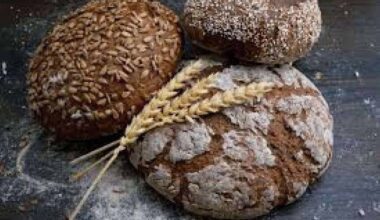 O glúten não é o único ingrediente do trigo que pode causar sintomas como inchaço e dor abdominal, e só deve ser eliminado sob supervisão  -  (crédito: RawPixel/Divulgação )