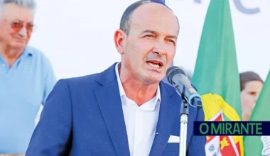 O MIRANTE | Francisco Oliveira volta a funcionário da câmara a que presidiu