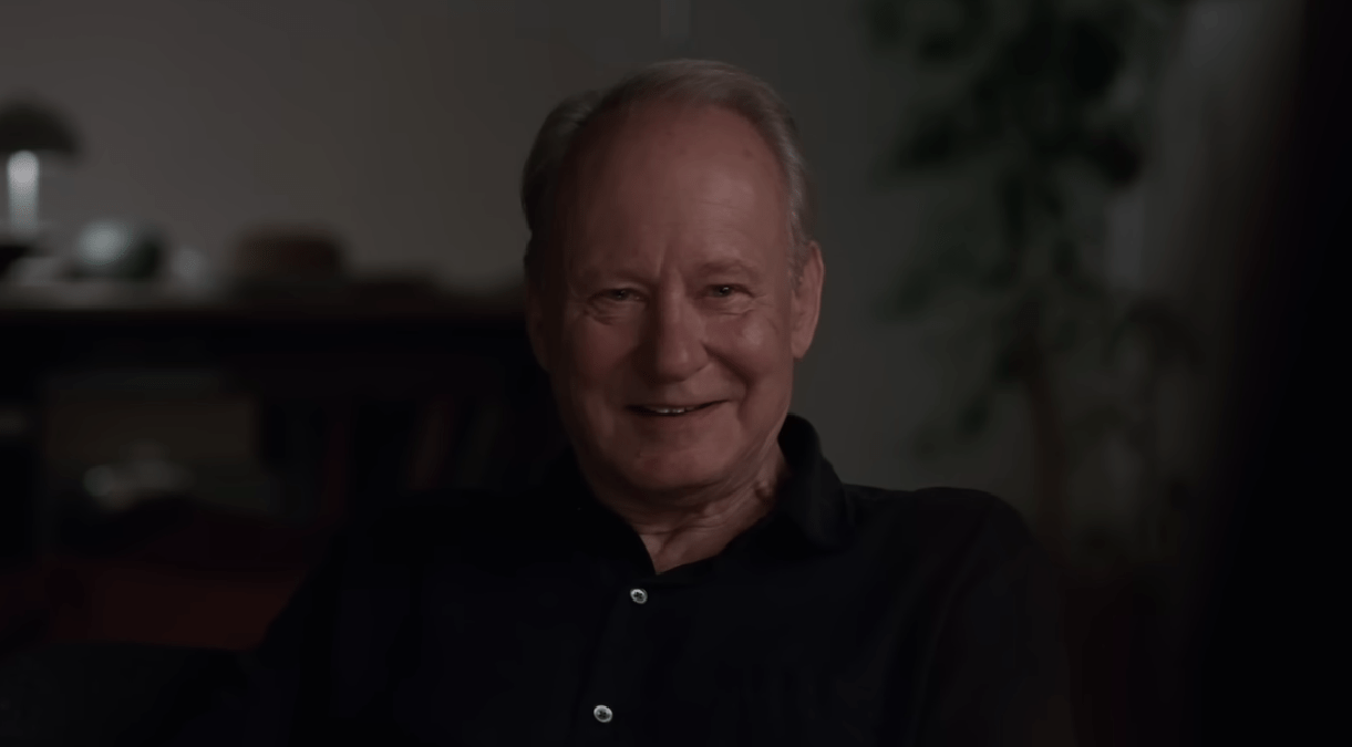 Valor Sentimental, com Stellan Skarsgård e Elle Fanning, ganha data para chegar ao streaming