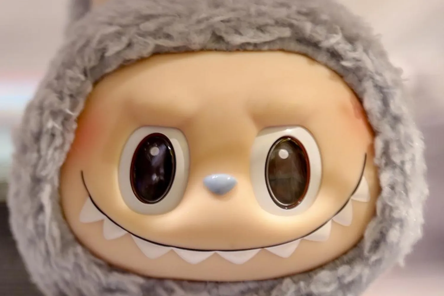 Filme de Labubu terá diretor de Paddington e Wonka