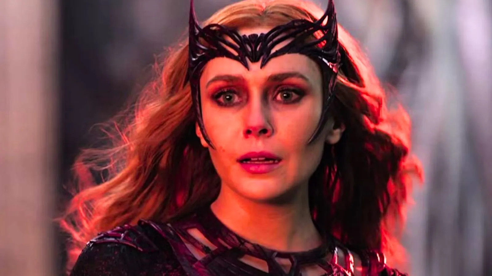Elizabeth Olsen aborda chances de não voltar como a Feiticeira Escarlate no MCU: "Me sentiria orgulhosa"