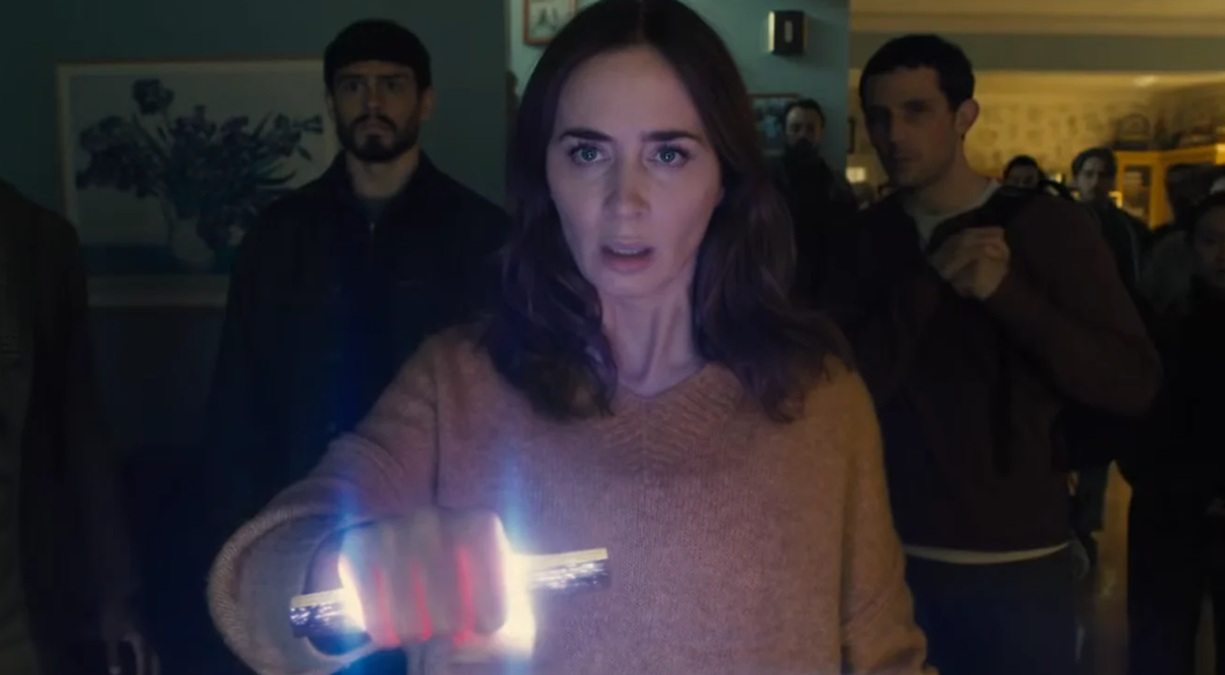 Dia D ganha imagem inédita com Josh O'Connor e Emily Blunt