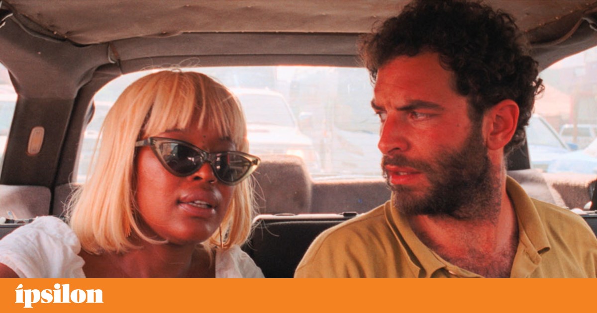 O Riso e a Faca, de Pedro Pinho, é o filme do ano para a revista Les Inrocks | Cinema