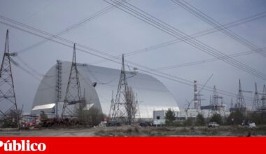 Escudo protector da central nuclear de Tchernobil foi danificado por drone russo | Guerra na Ucrânia