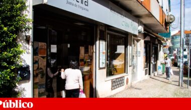 Freguesia na Amadora só atende em português. Imigrantes têm de levar tradutor | Imigração