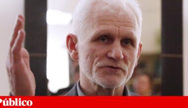 Lukashenko liberta Nobel da Paz e líderes da oposição | Bielorrússia