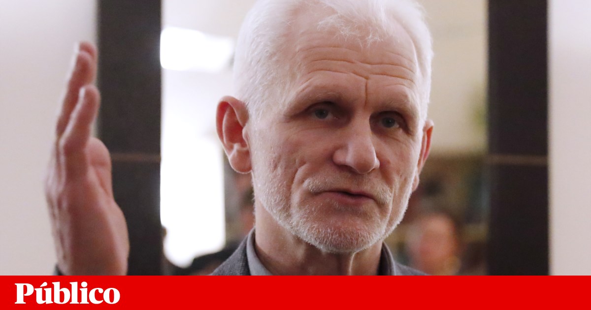 Lukashenko liberta Nobel da Paz e líderes da oposição | Bielorrússia
