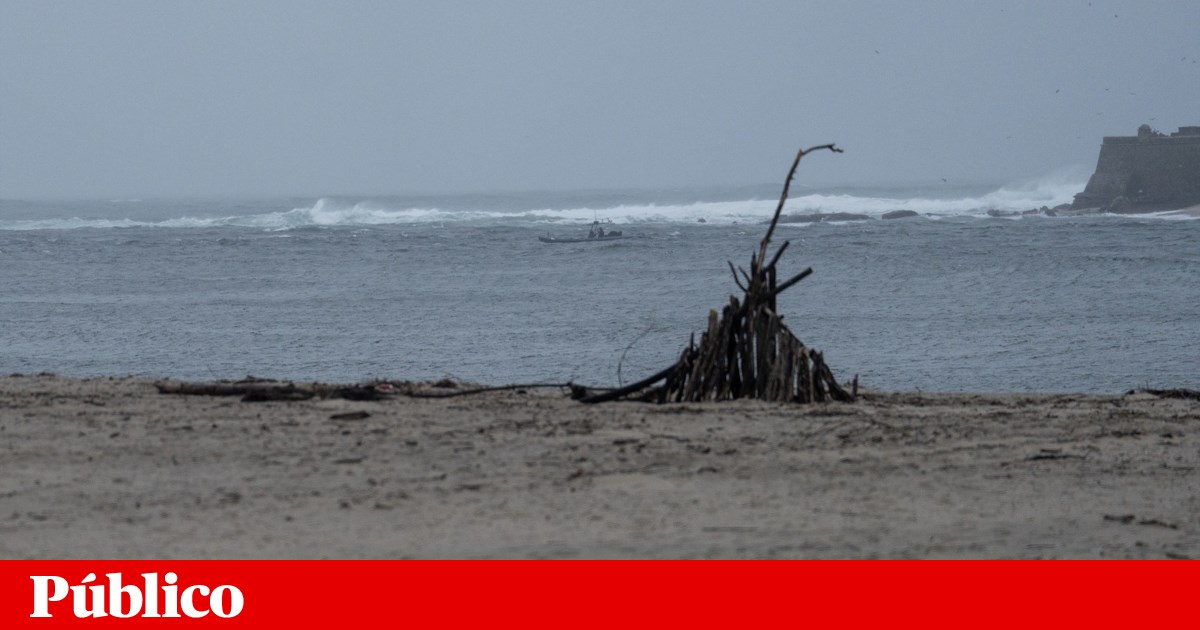 Três dos pescadores que naufragaram no Vila de Caminha continuam desaparecidos | Naufrágio