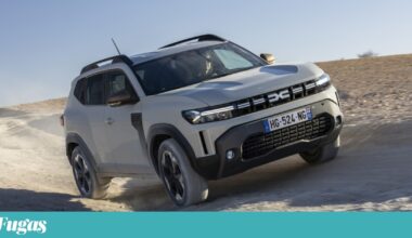 Dacia Duster ganha versão híbrida a GPL e mais valências para o off-road | Motores - Novidade