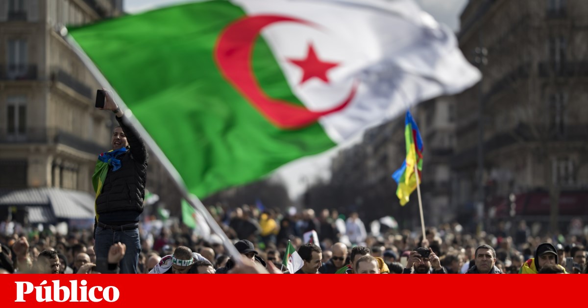 Argélia aprova lei que criminaliza colonização francesa | Colonialismo