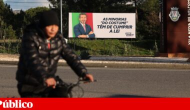 André Ventura já removeu cartazes sobre ciganos, diz advogado. Chega fica em silêncio | Racismo