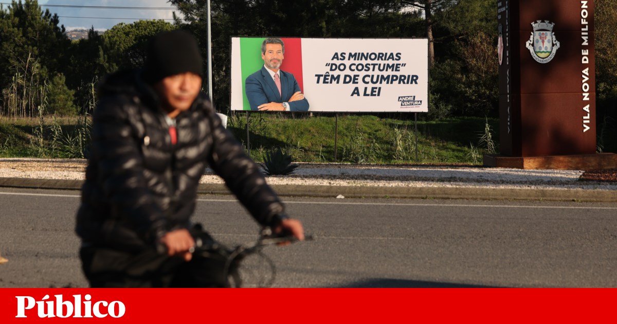 André Ventura já removeu cartazes sobre ciganos, diz advogado. Chega fica em silêncio | Racismo
