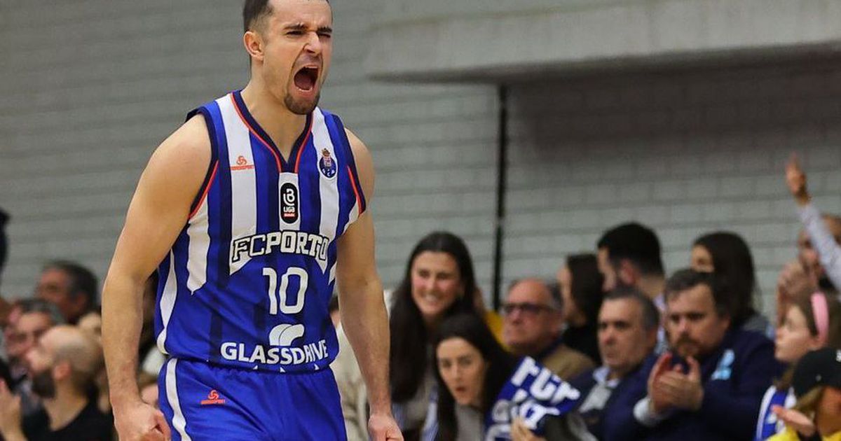 Max Landis, o «americano da Ribeira», termina a carreira aos 32 anos