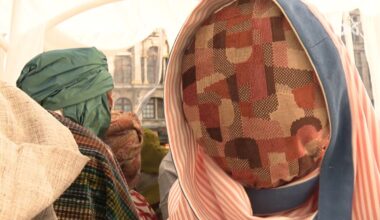 "Provocação". O Menino Jesus "zombie" sem cara foi roubado do presépio de Natal de Bruxelas