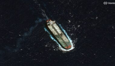 Nicolás Maduro ordena escolta militar a petroleiros devido ao bloqueio de Trump