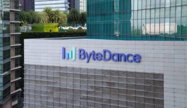 Celular com IA da ByteDance acende alerta de segurança entre rivais chinesas - Valor Econômico