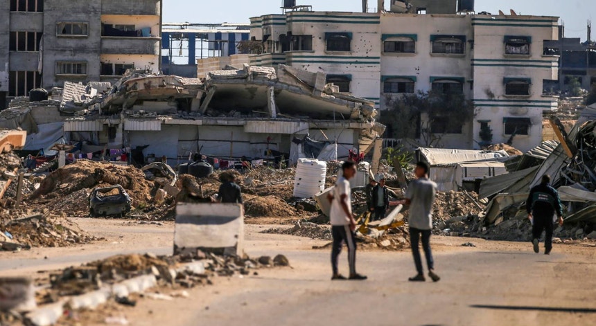 Chefe do exército israelita define "linha amarela" como "nova fronteira"