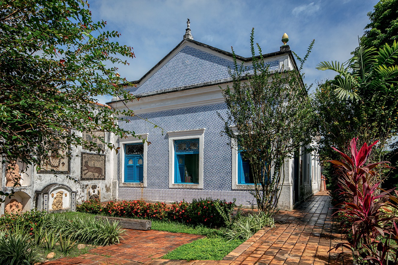 Por que João Gomes não encontrou quem projetasse sua casa brasileira?