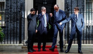 "Trabalho comum sobre plano americano". Zelensky colhe mão-cheia de diplomacia na Europa